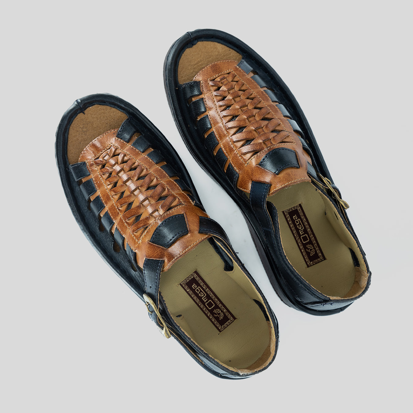 Kgosi : Leather Sandal in Navy & Bronze Buffalo Leather