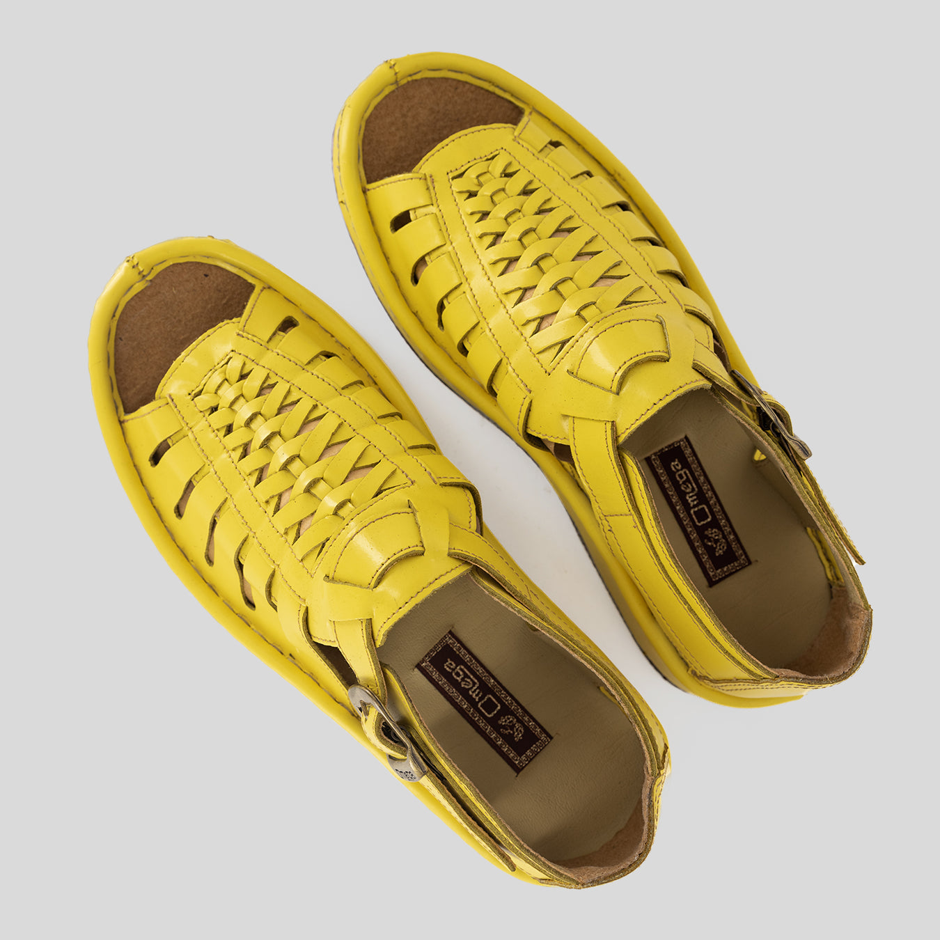 Kgosi : Leather Sandal in Yellow Soft Saddle