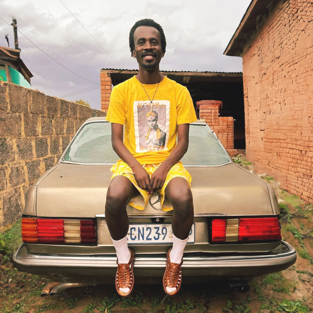 Kgosi : Leather Sandal in Terracotta Buffalo Leather