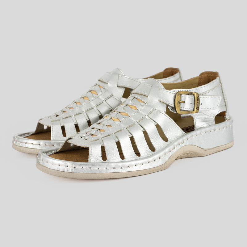 Kgosi : Leather Sandal in Silver Prime Leather