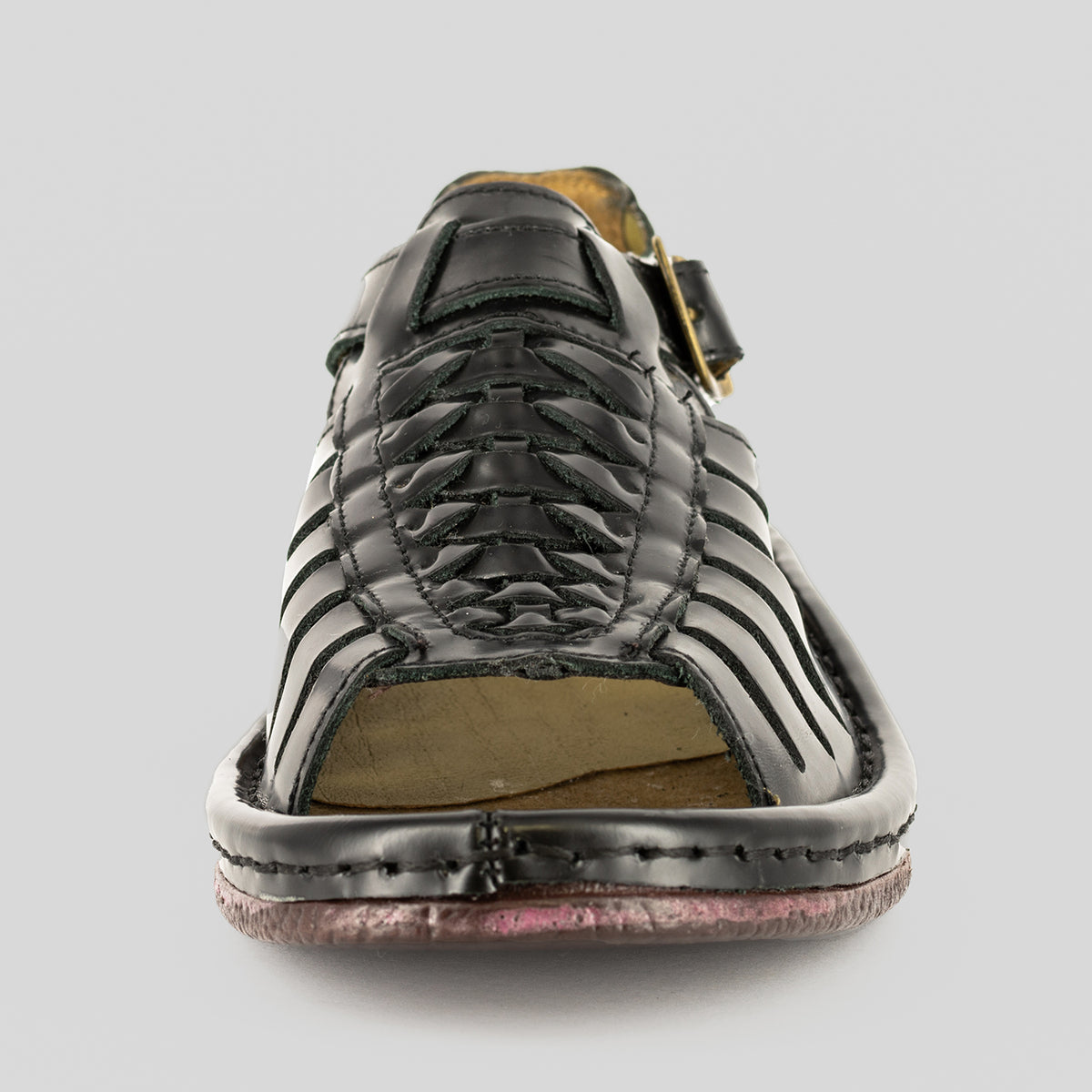 Kgosi : Leather Sandal in Black Fiesta Leather