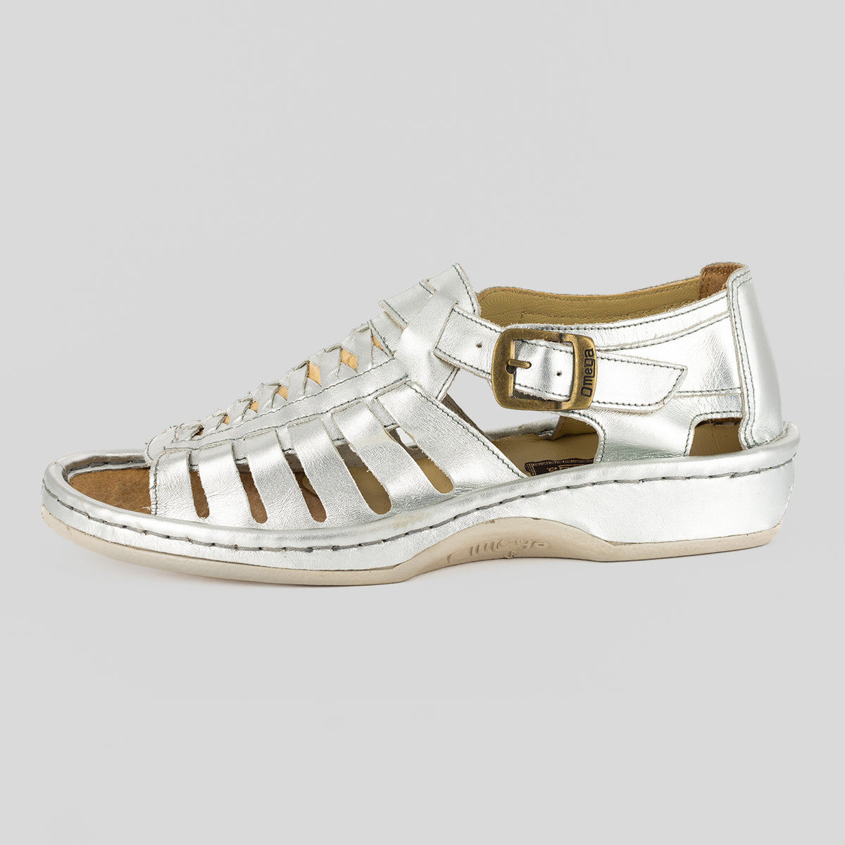 Kgosi : Leather Sandal in Silver Prime Leather