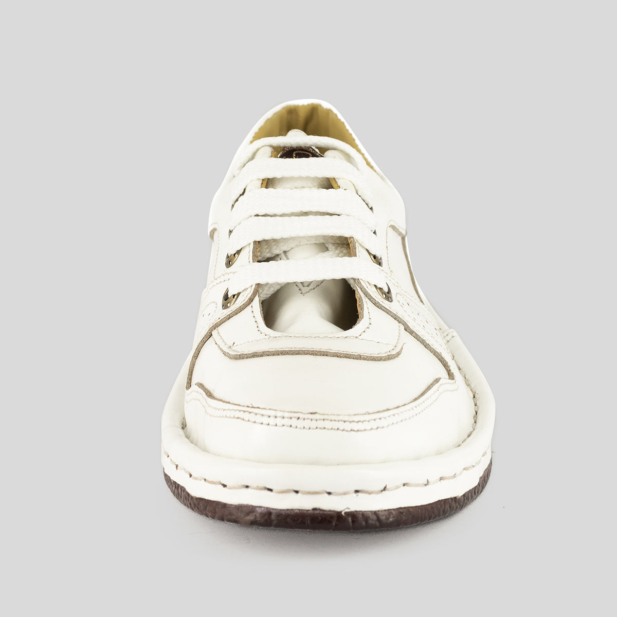 Melisizwe : Leather Shoe in White Soft Saddle