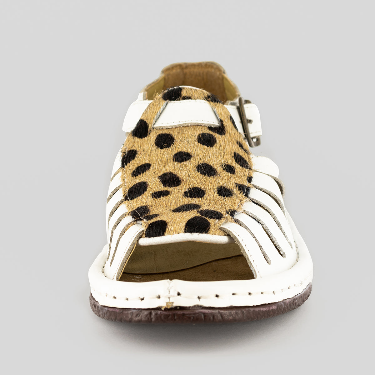 OMOM375 : Leather Sandal in White Soft Saddle Leather & Cheetah Print