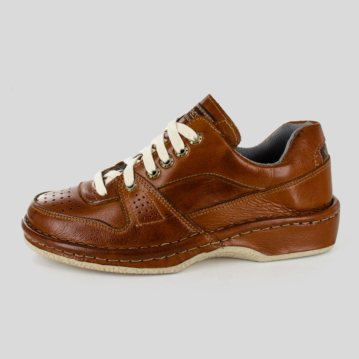 OMOM385 : Leather Shoe in Terracotta Buffalo Leather