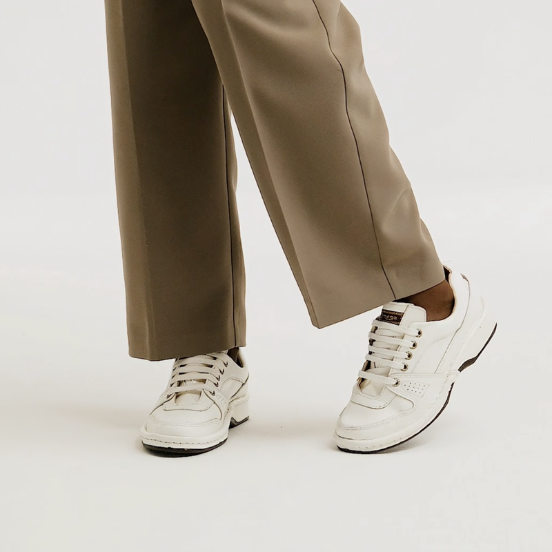 Melisizwe : Leather Shoe in White Soft Saddle – Omega